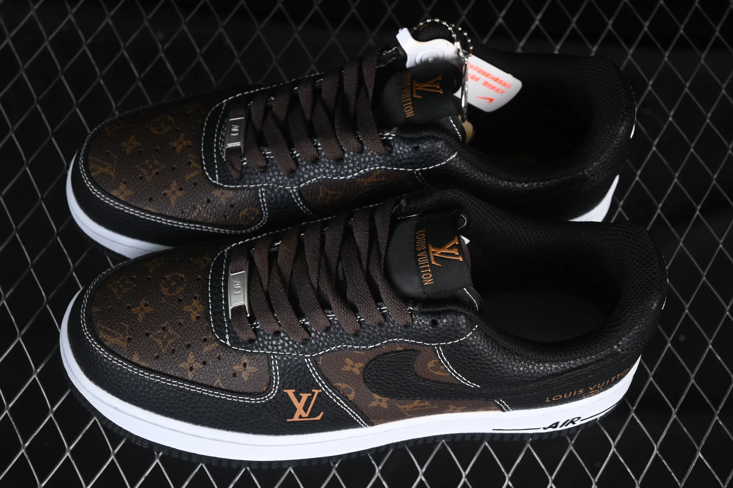 All categories Nk Air Force 1 Air Force series Nk Air Force 1 Low Air Force low-top Nike Air Force 1'07 Low LV joint classic black and brown Air Force 1 low-top casual sneakers CZ3986-002